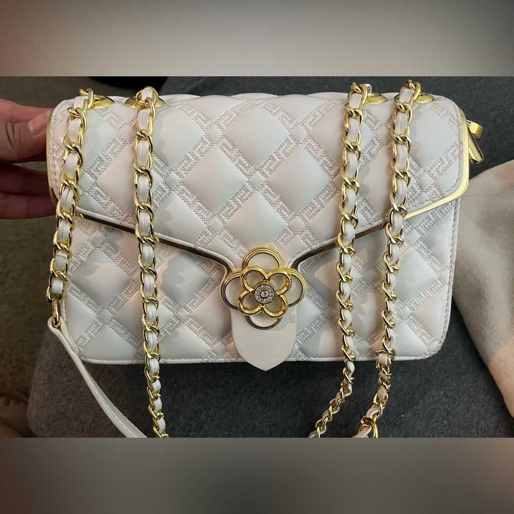 White purse